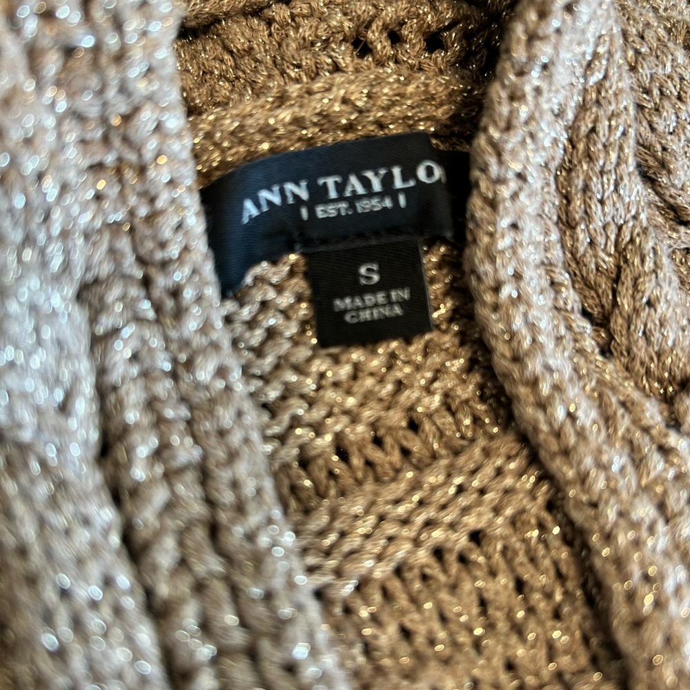 Metallic cable knit cardigan - Picture 5 of 9